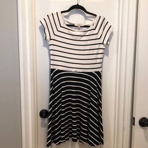 LOFT Fit and Flare Dress Size S Black and White